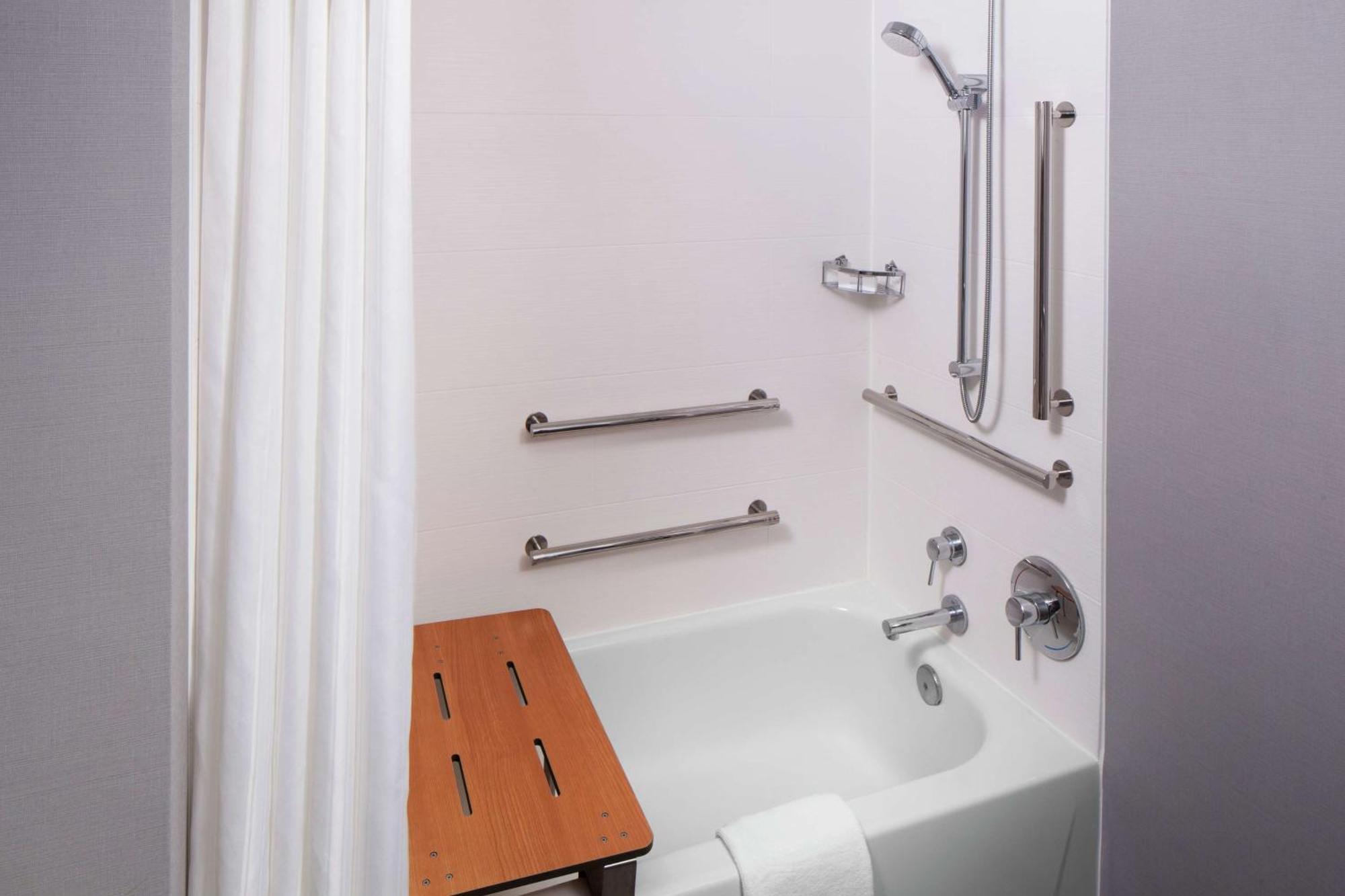 Homewood Suites By Hilton Atlanta Lenox Buckhead Экстерьер фото