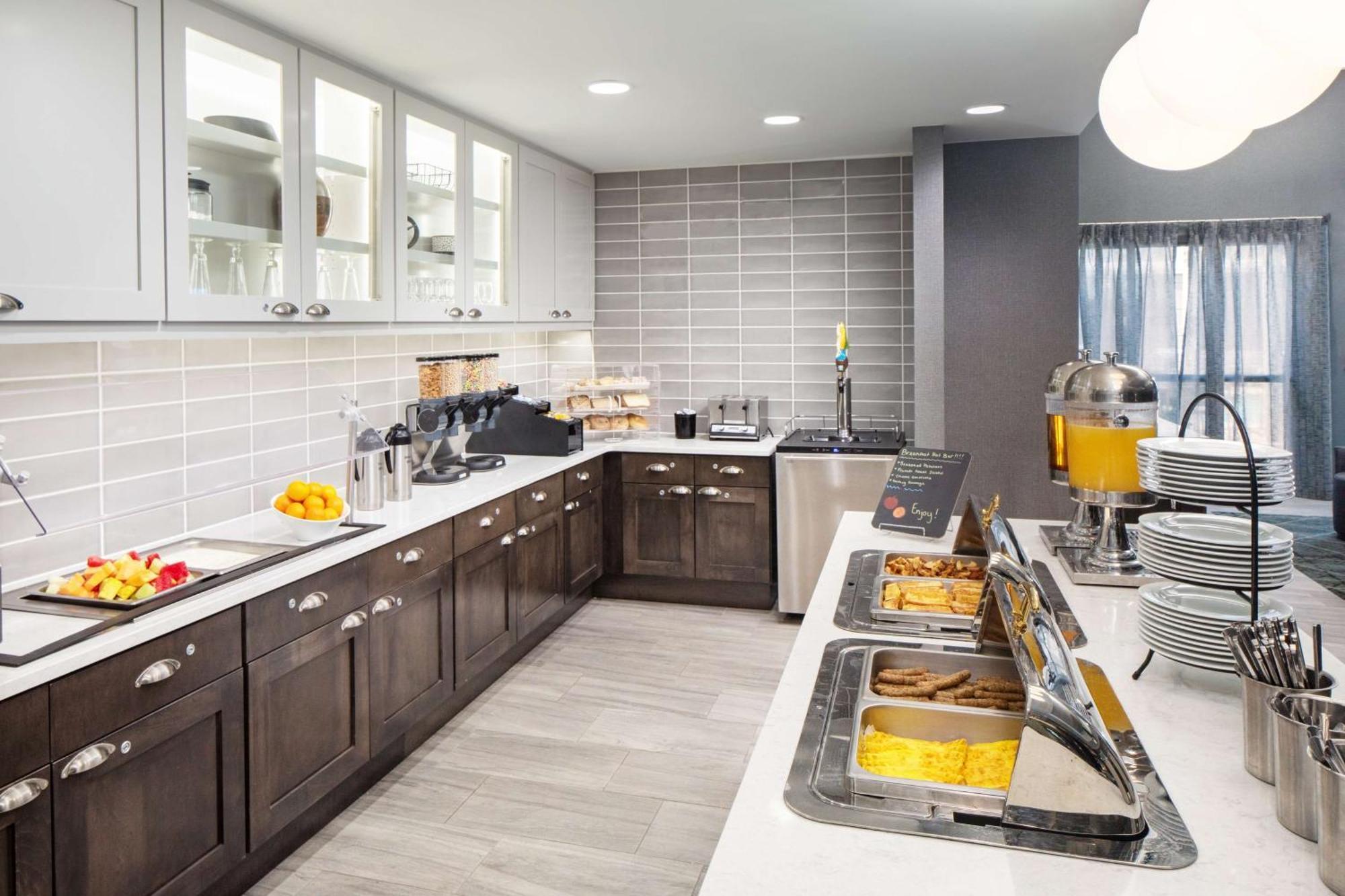 Homewood Suites By Hilton Atlanta Lenox Buckhead Экстерьер фото